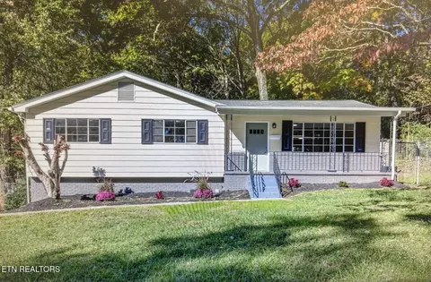 3429 Peachwood Rd, Knoxville, TN 37921