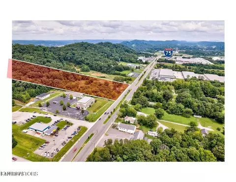 1307 Callahan Dr, Knoxville, TN 37912