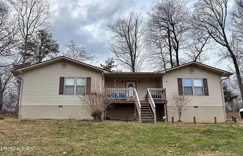 430 Forest Hills Dr, New Tazewell, TN 37825