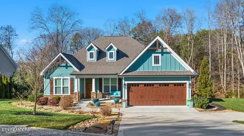 183 Amohi Way, Loudon, TN 37774