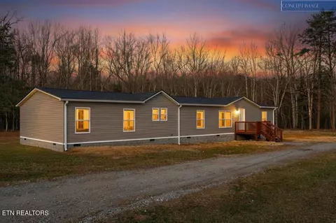 615 Sun Light Ln, Spencer, TN 38585