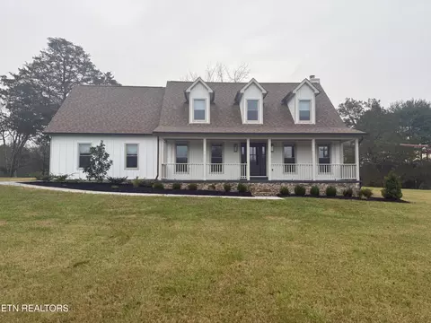 10306 Westland Dr, Knoxville, TN 37922