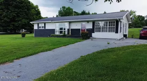 722 Netherton Dr, Madisonville, TN 37354