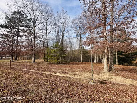 2 37 Ac Rockview Rd, Jamestown, TN 38556