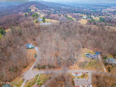 3641 Meadowland Dr, Morristown, TN 37814