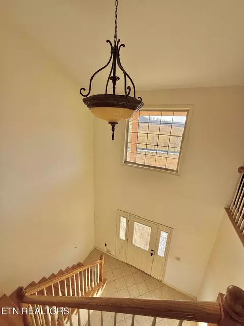Entry Way - 315 Rowlett Tr, Ewing, VA 24248 photo 1 of 1