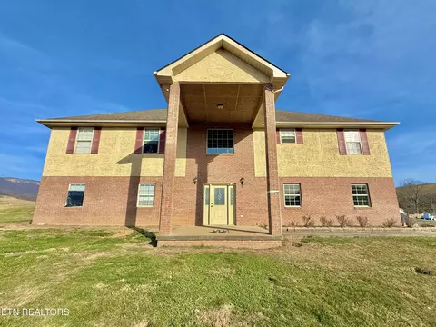 Exterior - 315 Rowlett Tr, Ewing, VA 24248 photo 7 of 8