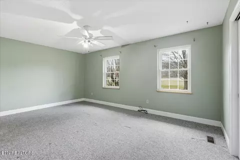 Bedroom - 10050 Rutledge Pike, Corryton, TN 37721 photo 2 of 2