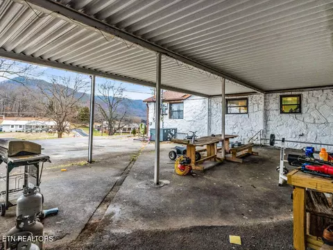 Exterior - 10724 Emory Rd, Luttrell, TN 37779 photo 14 of 18