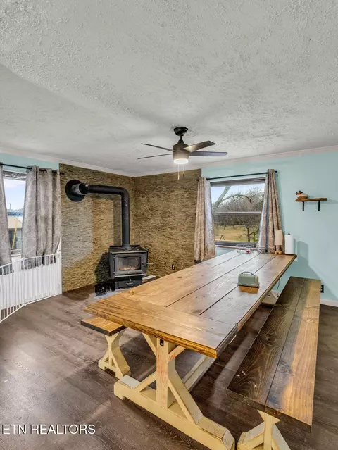 Dining - 10724 Emory Rd, Luttrell, TN 37779 photo 1 of 2