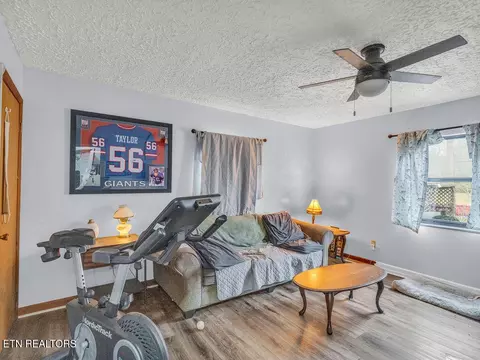 Living - 10724 Emory Rd, Luttrell, TN 37779 photo 1 of 1