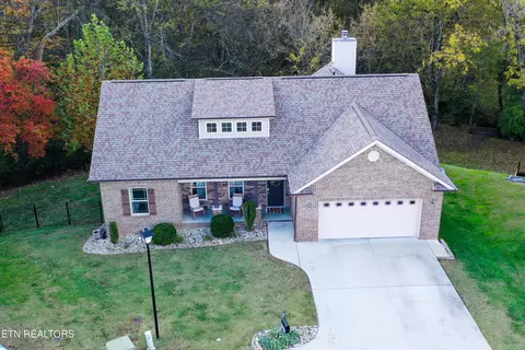 505 Greystoke Ln, Knoxville, TN 37912