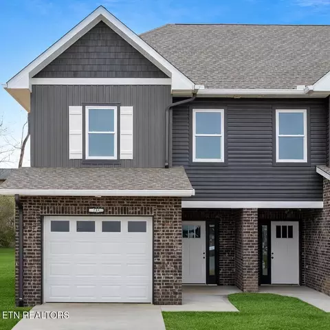 713 Haig St, Maryville, TN 37801