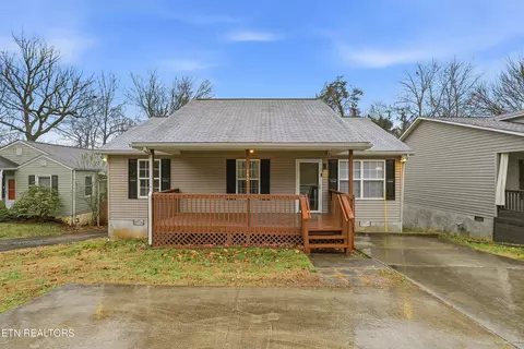 142 Woodlawn Pike, Knoxville, TN 37920