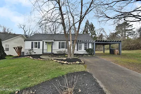 1329 Willmann Ln, Knoxville, TN 37919