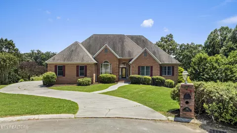 310 Meredith Ct, Maryville, TN 37803