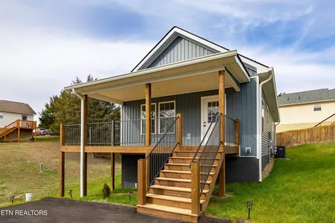 2507 Grotto Ln, Sevierville, TN 37876