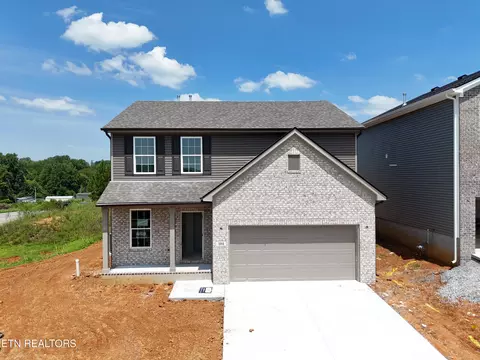 104 Clover Meadow Ln, Maryville, TN 37801