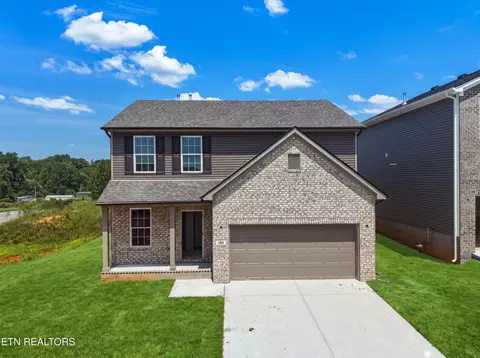 104 Clover Meadow Ln, Maryville, TN 37801