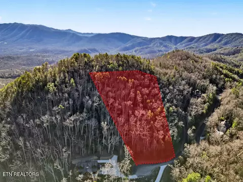 514 Chetola Tr, Townsend, TN 37882
