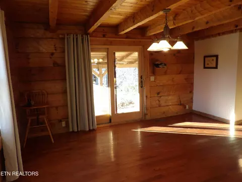 Dining - 323 Beech Hollow Rd, Harrogate, TN 37752 photo 2 of 2