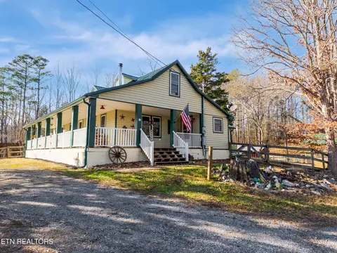 7810 Berry Williams Rd, Townsend, TN 37882
