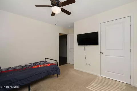 Bedroom - 921 Erica Dr, Talbott, TN 37877 photo 3 of 9