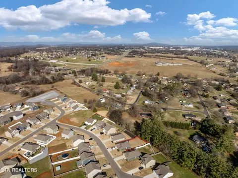 View/Area - 921 Erica Dr, Talbott, TN 37877 photo 1 of 2