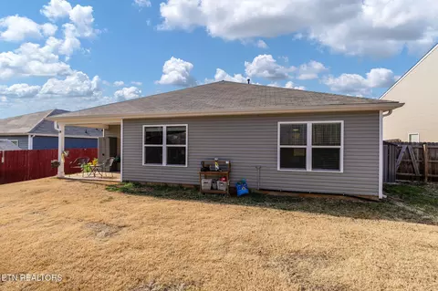 Exterior - 921 Erica Dr, Talbott, TN 37877 photo 7 of 11