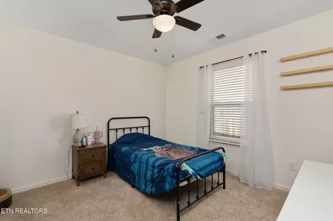 Bedroom - 921 Erica Dr, Talbott, TN 37877 photo 4 of 9