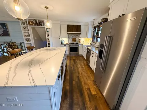 Kitchen - 7947 Cranley Rd, Powell, TN 37849 photo 6 of 6