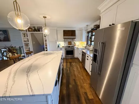 Kitchen - 7947 Cranley Rd, Powell, TN 37849 photo 2 of 6