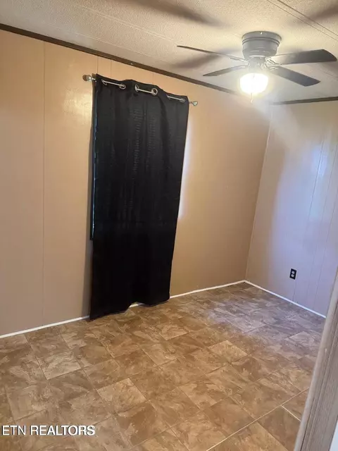 5908 Bernie Cir, Talbott, TN 37877 photo 8