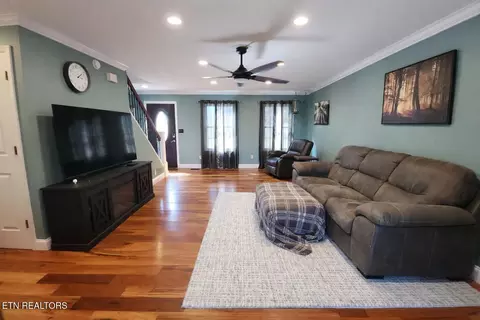 408 E Mountain View Rd, Corryton, TN 37721 photo 3