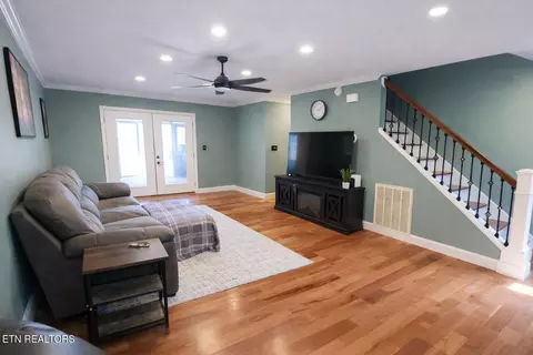 408 E Mountain View Rd, Corryton, TN 37721 photo 5