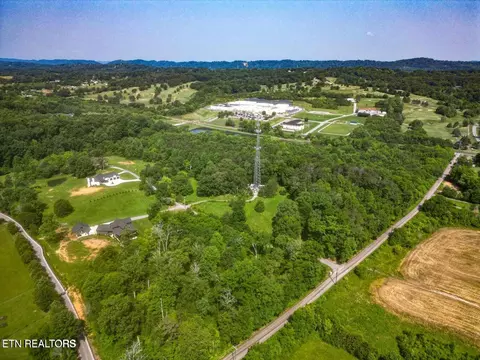 4945 Wise Springs Rd, Knoxville, TN 37918