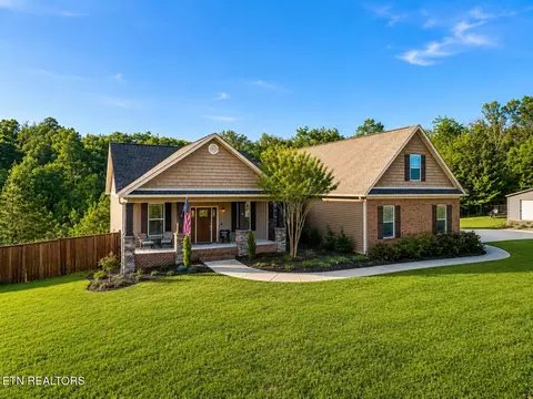 125 Reserve Dr, Georgetown, TN 37336