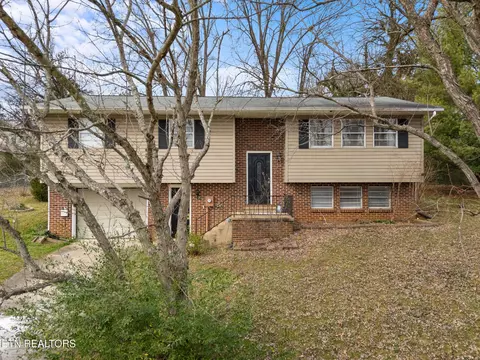 307 Mcmasters Pl, Maryville, TN 37801