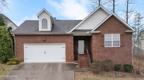 3873 Highview Ln, Knoxville, TN 37931