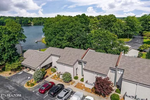 38 Lakeshore Ln #47, Crossville, TN 38558