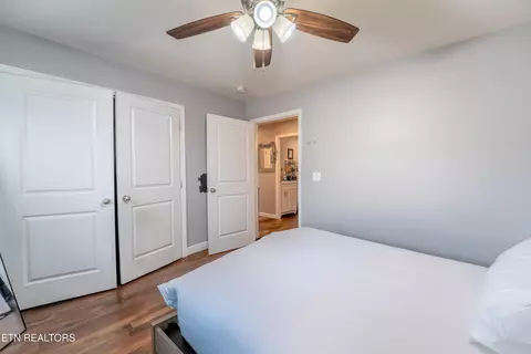 Bedroom - 605 Clay Dr, Talbott, TN 37877 photo 4 of 6