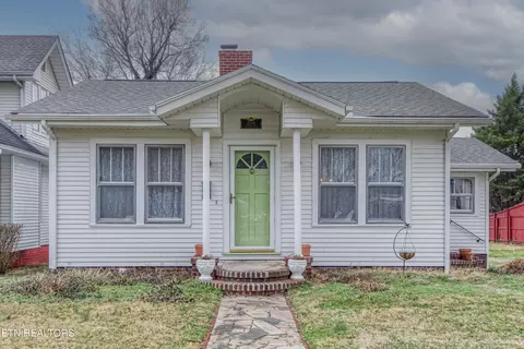 2009 Fairmont Blvd, Knoxville, TN 37917