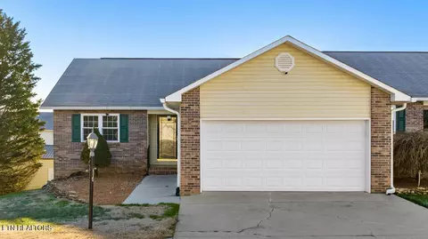 116 Hightower Ln, Lenoir City, TN 37771