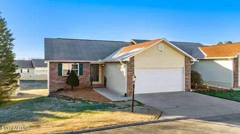 116 Hightower Ln, Lenoir City, TN 37771