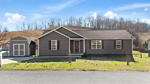 400 Hubbs Grove Rd, Maynardville, TN 37807