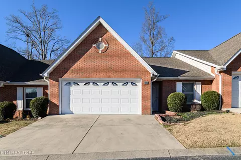 139 Creekwood Way, Seymour, TN 37865