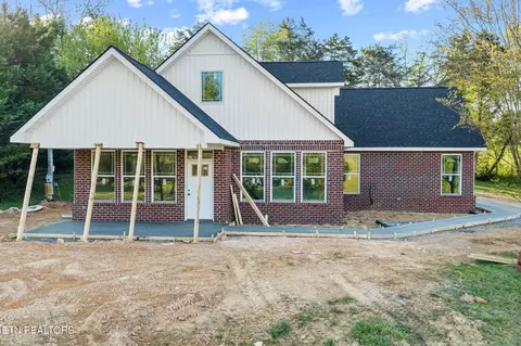 115 Nelson Ln, Clinton, TN 37716