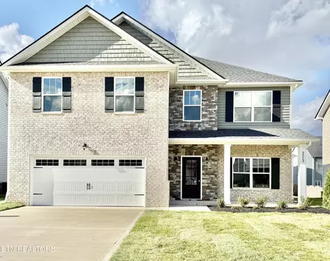 3213 Song Sparrow Dr, Maryville, TN 37803