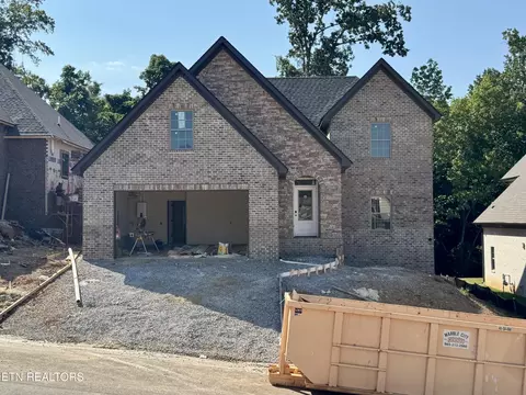 9968 Rio Bravo Ln, Knoxville, TN 37922