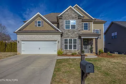 8927 Highbury Way, Knoxville, TN 37922